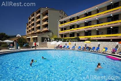 Pollux Hotel 6